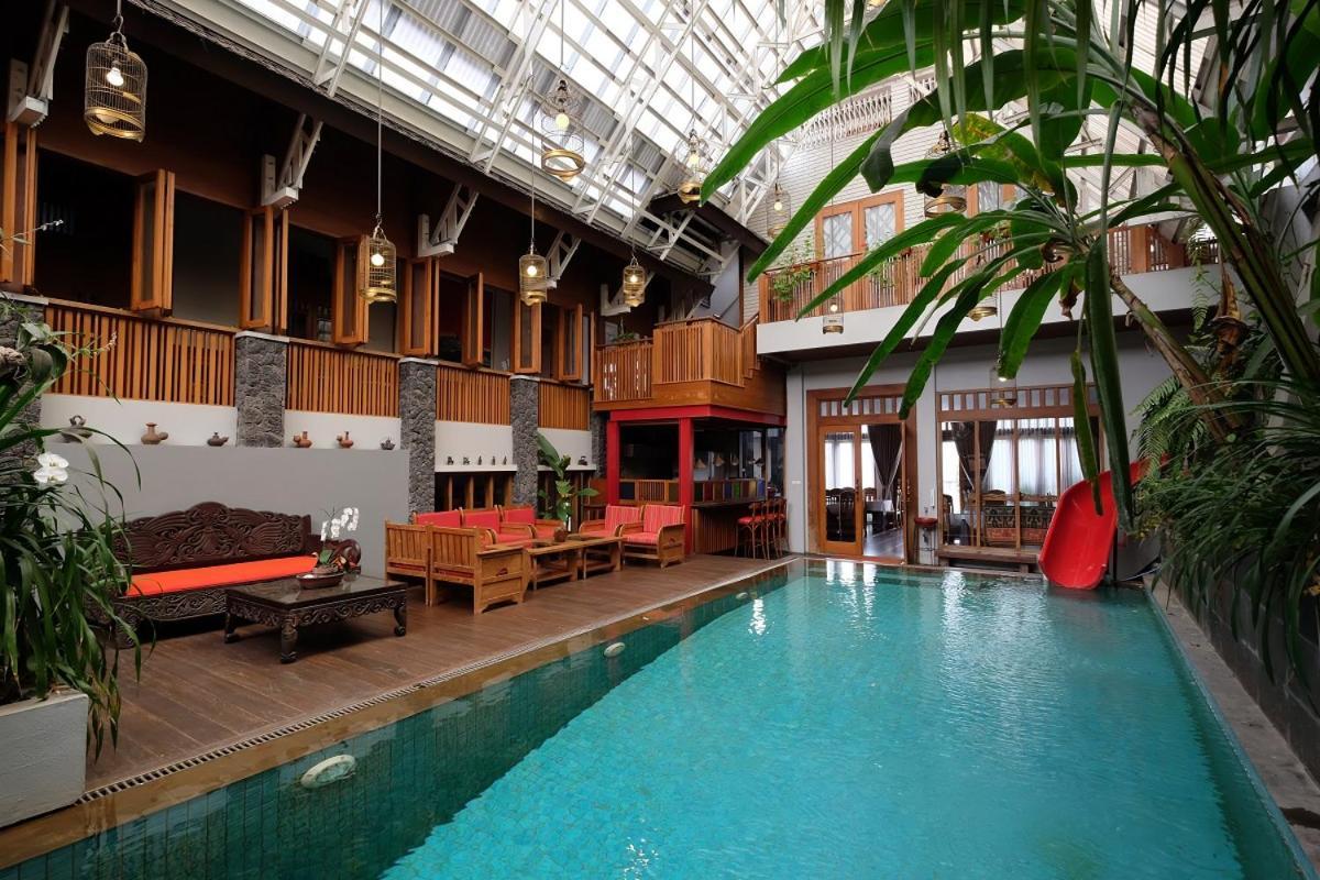 Rumah Stroberi Organic Farm & Family Lodge เล็มบัง ภายนอก รูปภาพ