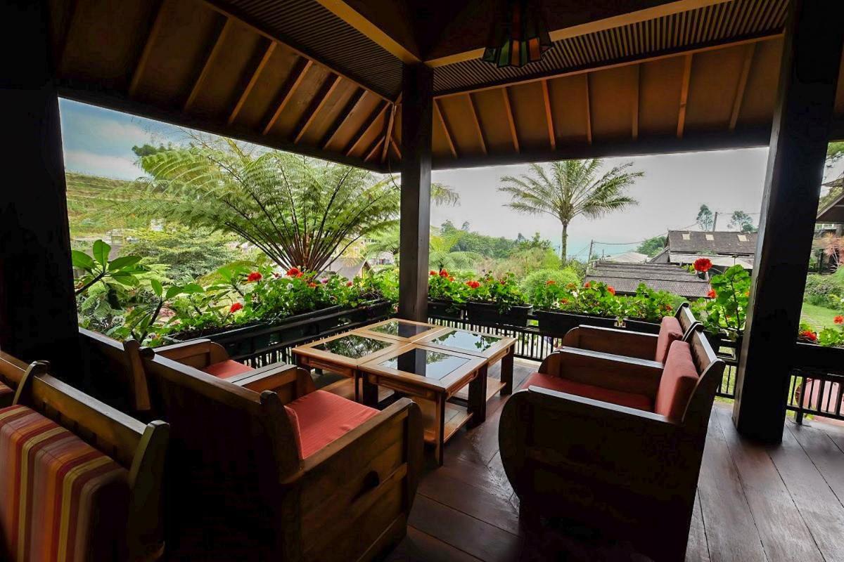 Rumah Stroberi Organic Farm & Family Lodge เล็มบัง ภายนอก รูปภาพ