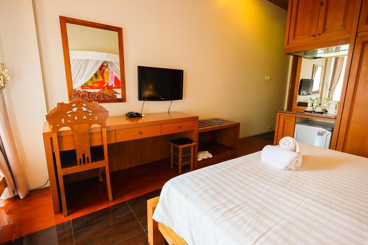 Rumah Stroberi Organic Farm & Family Lodge เล็มบัง ภายนอก รูปภาพ