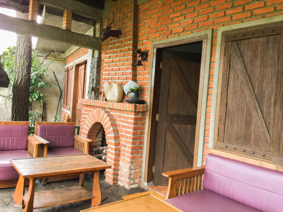 Rumah Stroberi Organic Farm & Family Lodge เล็มบัง ภายนอก รูปภาพ