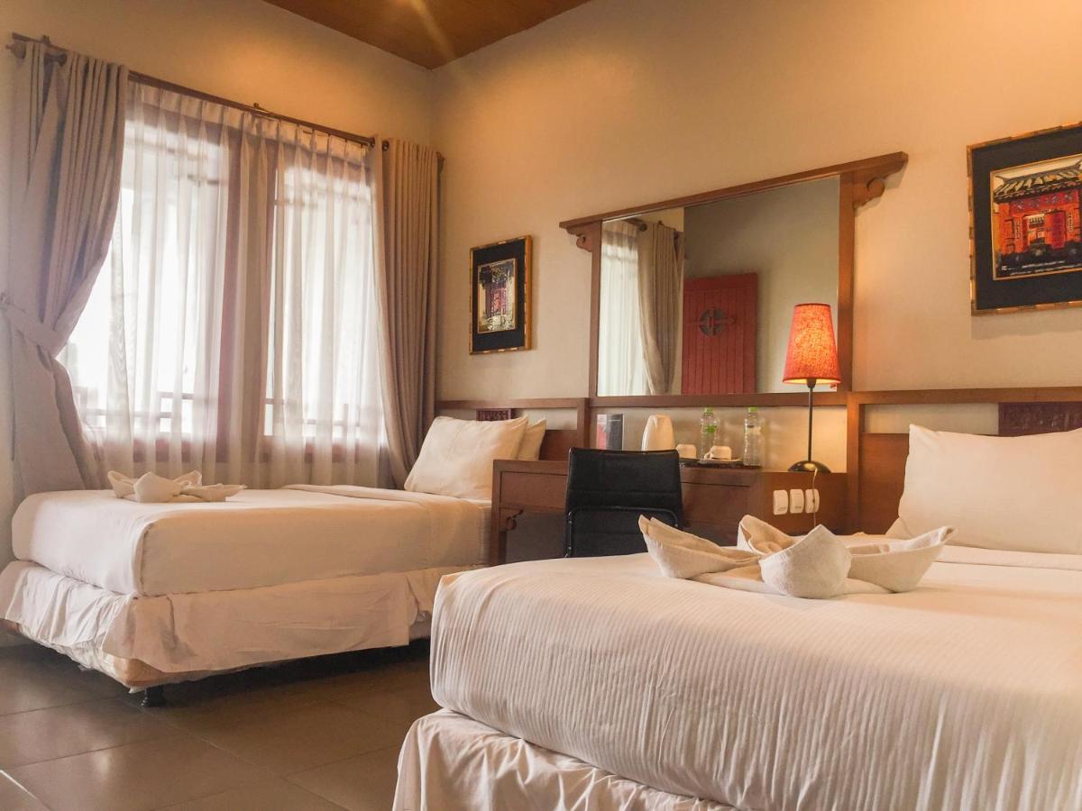 Rumah Stroberi Organic Farm & Family Lodge เล็มบัง ภายนอก รูปภาพ