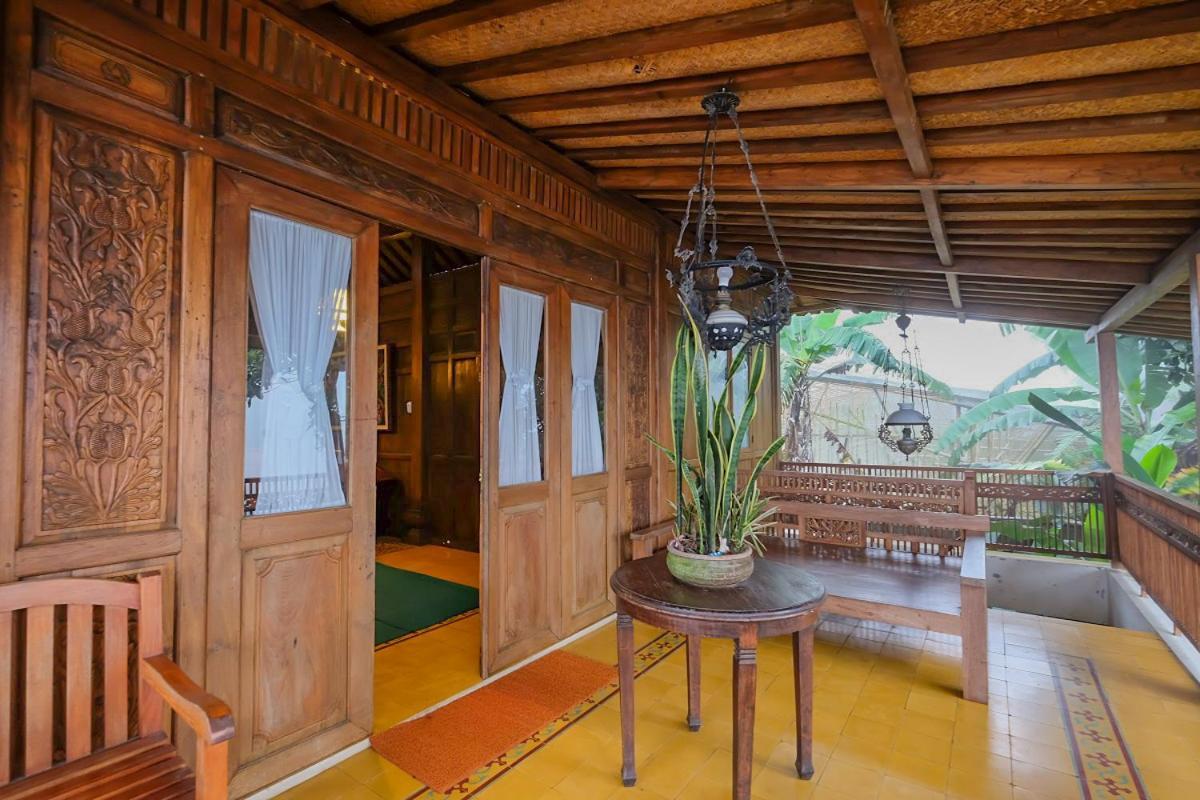 Rumah Stroberi Organic Farm & Family Lodge เล็มบัง ภายนอก รูปภาพ